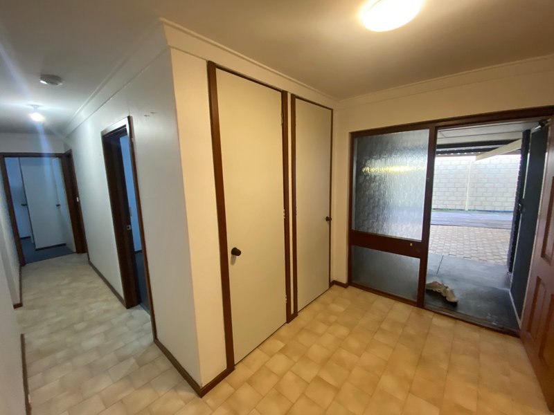 Photo - 26 Linthorne Way, Balga WA 6061 - Image 18
