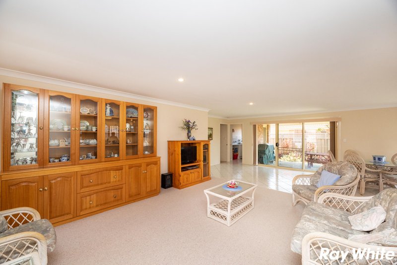 Photo - 2/6 Lisa Place, Forster NSW 2428 - Image 4