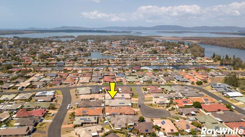 Photo - 2/6 Lisa Place, Forster NSW 2428 - Image 7