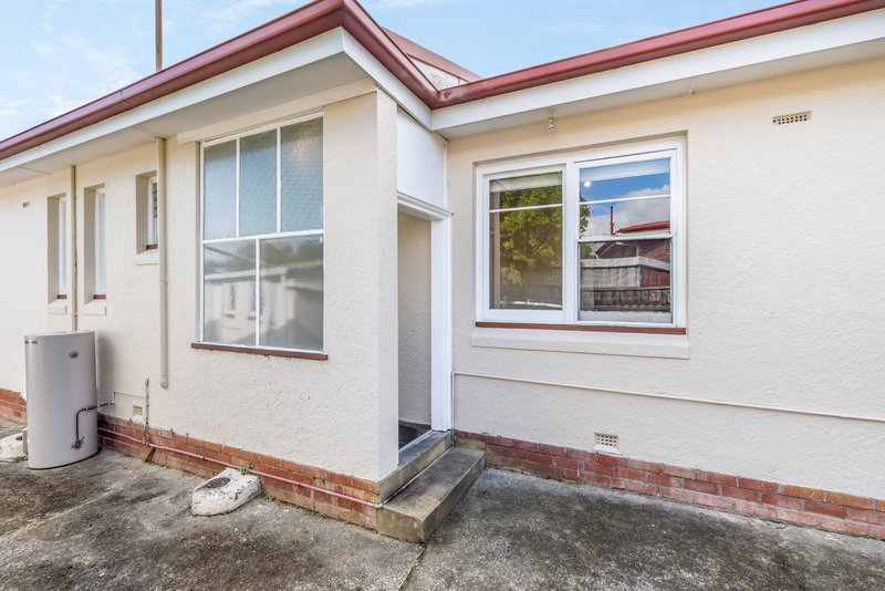 Photo - 2/6 Lissadell Court, New Town TAS 7008 - Image 5