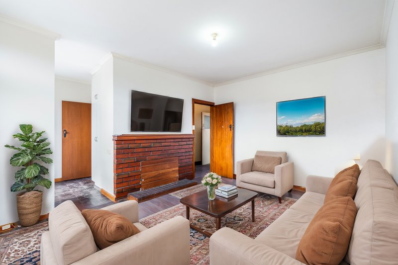 Photo - 2/6 Lissadell Court, New Town TAS 7008 - Image 6