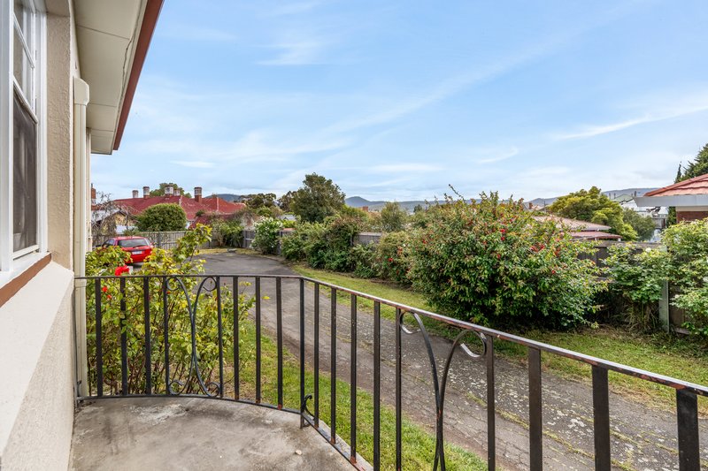 Photo - 2/6 Lissadell Court, New Town TAS 7008 - Image 13