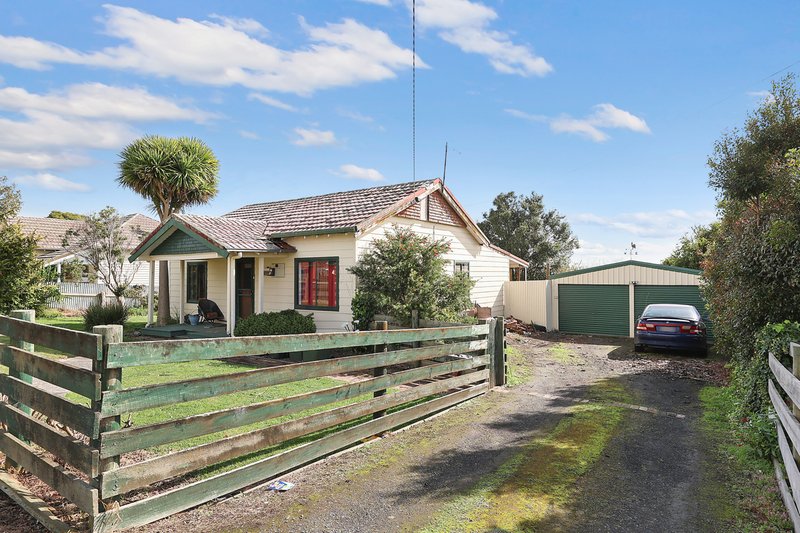 Photo - 26 Little Street, Camperdown VIC 3260 - Image 2