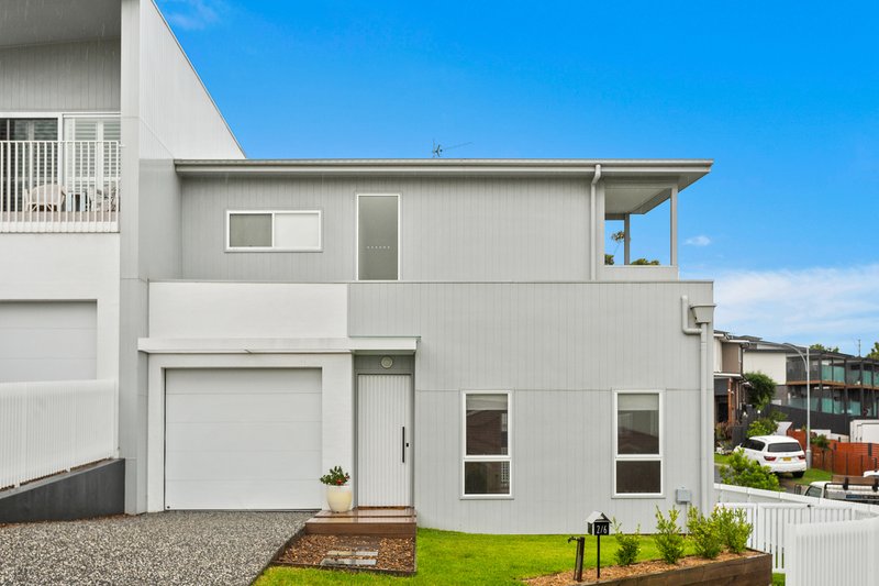 Photo - 2/6 Lyrebird Close, Blackbutt NSW 2529 - Image 1