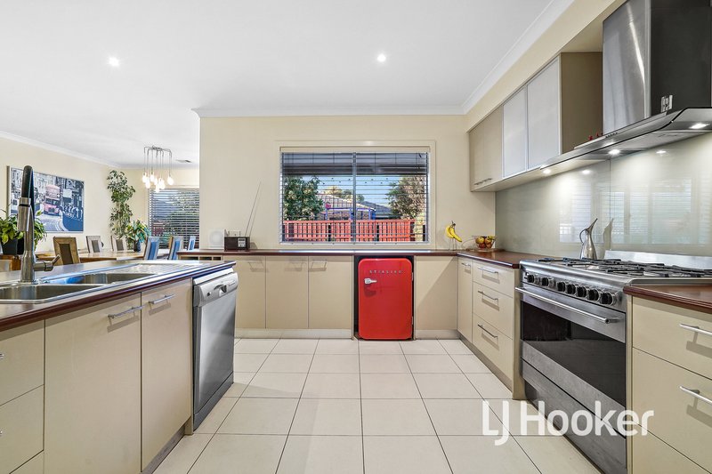 Photo - 26 Mallett Grove, Lyndhurst VIC 3975 - Image 18