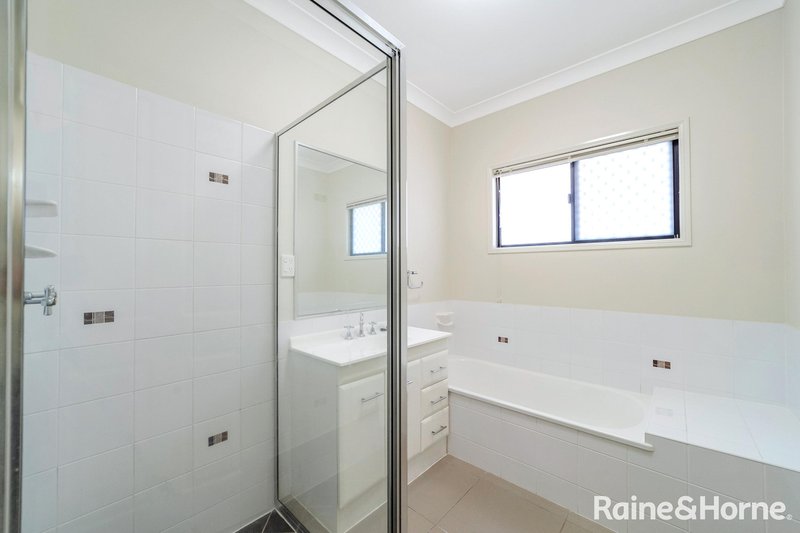 Photo - 26 Mannikin Way, Bohle Plains QLD 4817 - Image 6