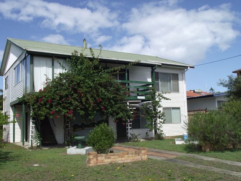 26 Manning Street, Manning Point NSW 2430