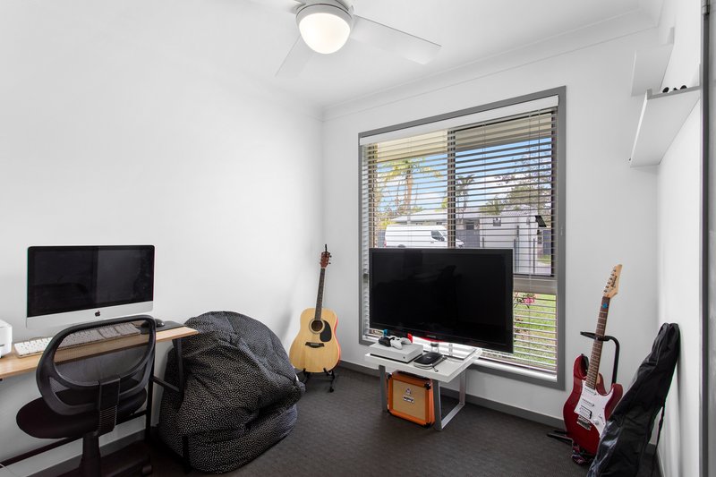 Photo - 26 Mariner Boulevard, Deception Bay QLD 4508 - Image 5