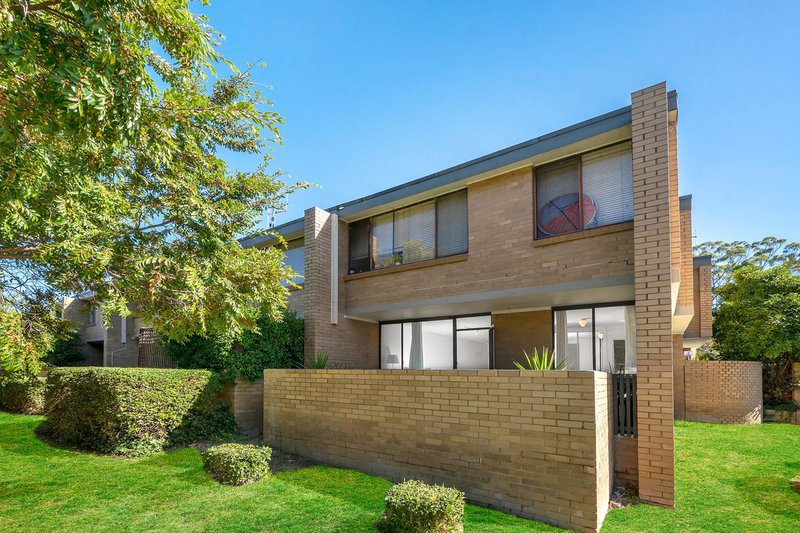 Photo - 2/6 Marrawah Street, Lyons ACT 2606 - Image 9