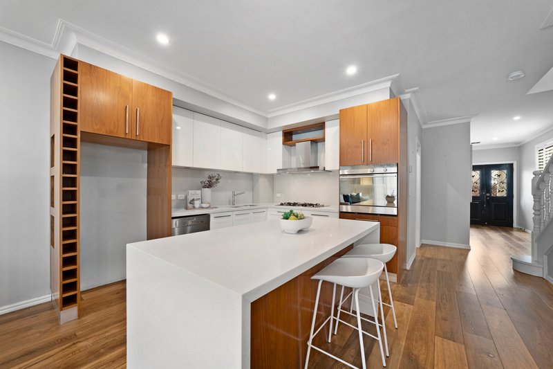 Photo - 26 Mary Street, Brighton VIC 3186 - Image 6