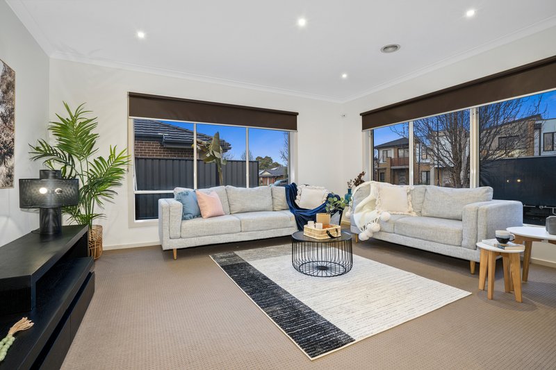 Photo - 26 Mccubbin Way, Mernda VIC 3754 - Image 5