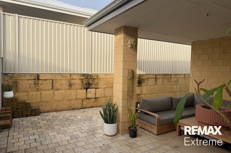 Photo - 26 Mcgiffen Avenue, Alkimos WA 6038 - Image 15