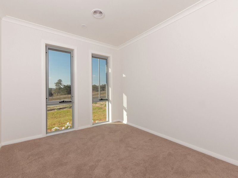 Photo - 26 Mcgrath Place, Goulburn NSW 2580 - Image 9