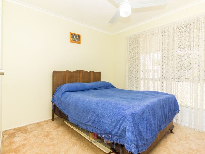 Photo - 26 Melinda Street, Marsden QLD 4132 - Image 10