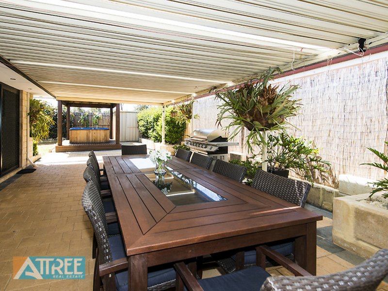 Photo - 26 Mettler Court, Canning Vale WA 6155 - Image 4