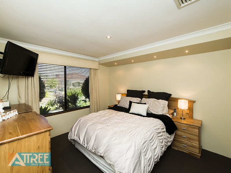 Photo - 26 Mettler Court, Canning Vale WA 6155 - Image 8