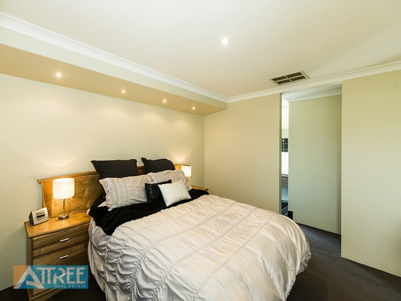 Photo - 26 Mettler Court, Canning Vale WA 6155 - Image 9