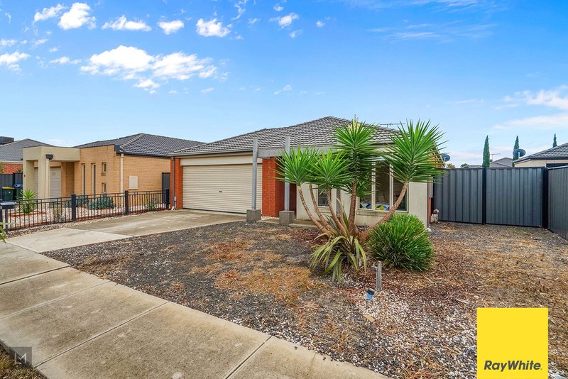 Photo - 26 Mockingbird Street, Tarneit VIC 3029 - Image 2