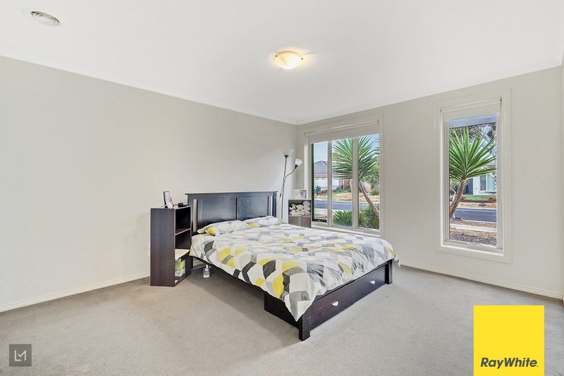 Photo - 26 Mockingbird Street, Tarneit VIC 3029 - Image 4