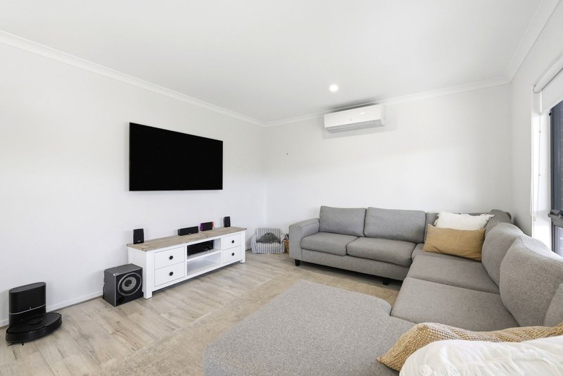 Photo - 26 Moffatt Street, Maddingley VIC 3340 - Image 5