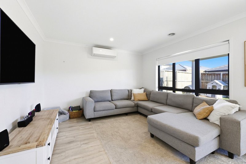 Photo - 26 Moffatt Street, Maddingley VIC 3340 - Image 6