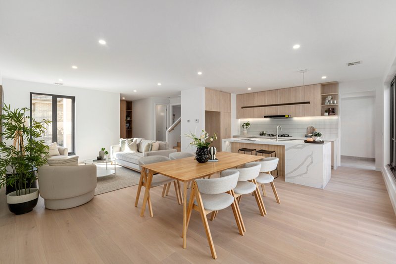 Photo - 2/6 Montana Avenue, Mulgrave VIC 3170 - Image 4