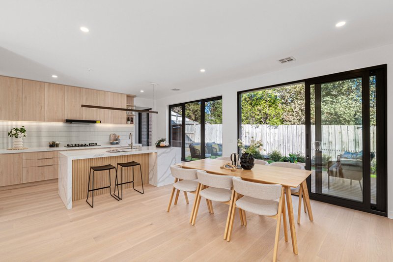 Photo - 2/6 Montana Avenue, Mulgrave VIC 3170 - Image 8