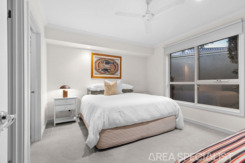 Photo - 2/6 Morecroft Way, Langwarrin VIC 3910 - Image 7