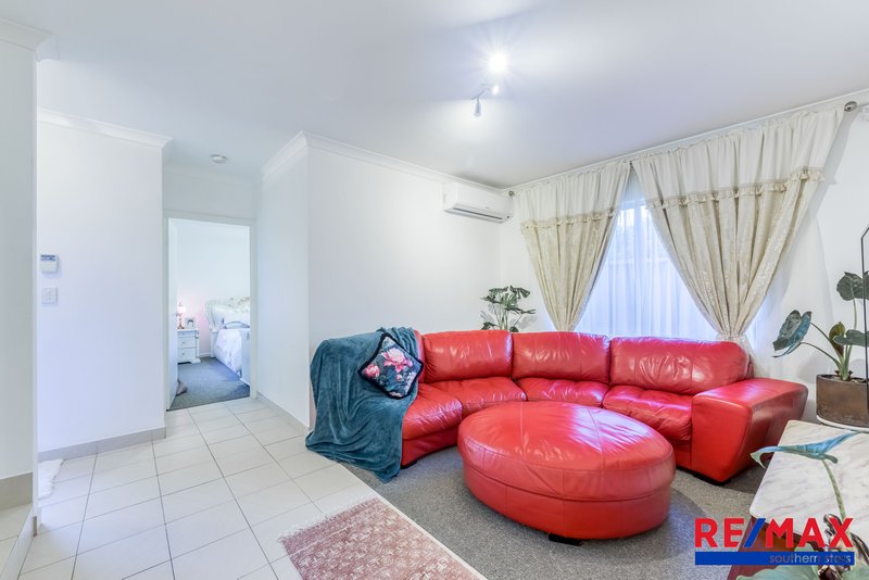 Photo - 2/6 Morgan Street, Cannington WA 6107 - Image 2