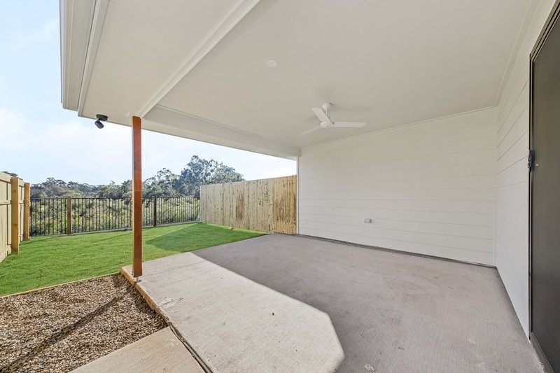 Photo - 2/6 Morris Place, Burpengary East QLD 4505 - Image 7