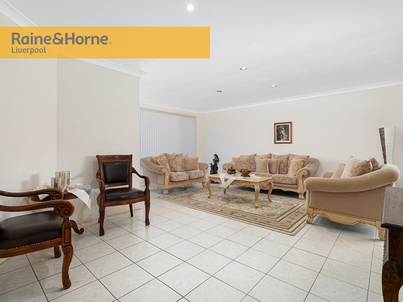 Photo - 26 Mozart Place, Bonnyrigg Heights NSW 2177 - Image 2