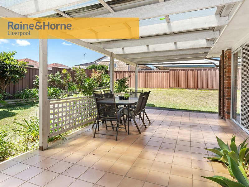 Photo - 26 Mozart Place, Bonnyrigg Heights NSW 2177 - Image 3