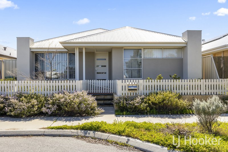 Photo - 26 Munert Street, Yanchep WA 6035 - Image 3