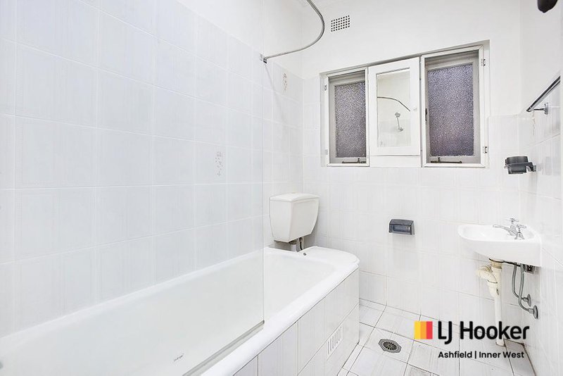 Photo - 2/6 Murrell Street, Ashfield NSW 2131 - Image 4