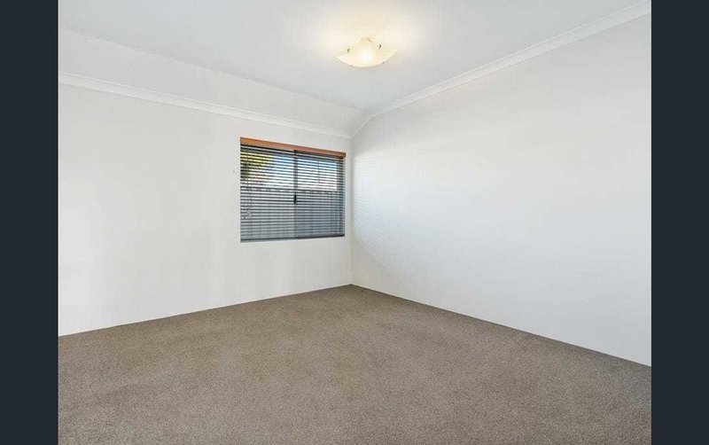 Photo - 26 Napier Road, Morley WA 6062 - Image 17