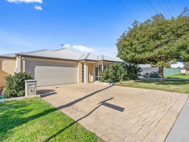 26 Napier Road, Morley WA 6062