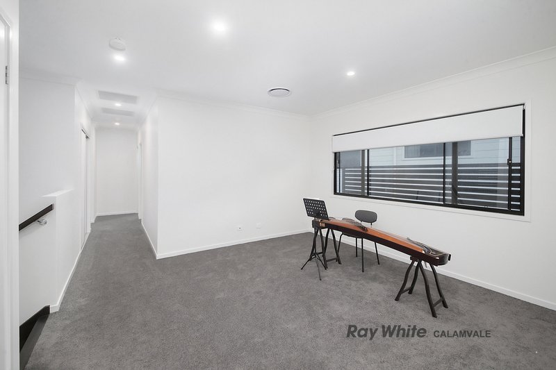 Photo - 26 Neiwand Street, Calamvale QLD 4116 - Image 3