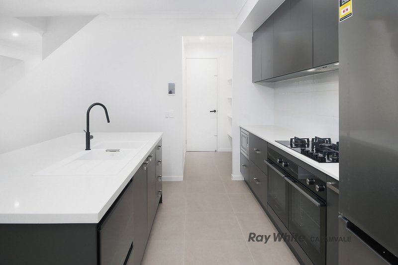 Photo - 26 Neiwand Street, Calamvale QLD 4116 - Image 8