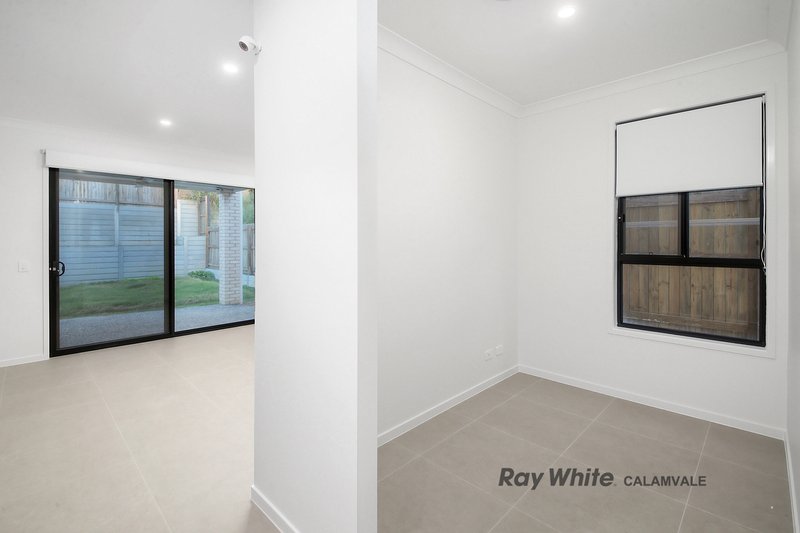 Photo - 26 Neiwand Street, Calamvale QLD 4116 - Image 12