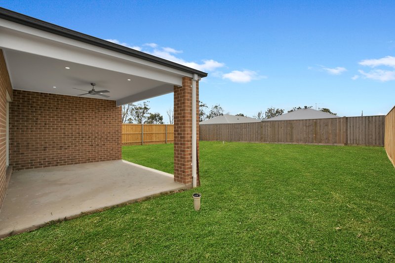 Photo - 26 Nelson Drive, Moe VIC 3825 - Image 14