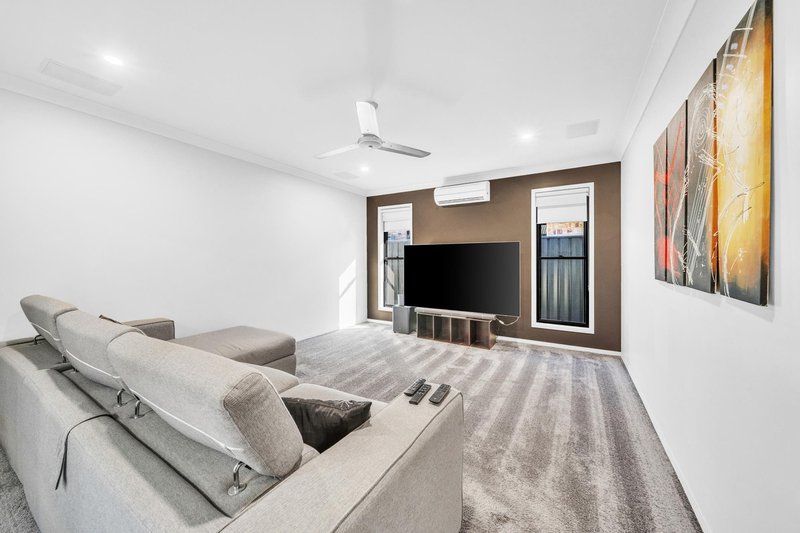 Photo - 26 Newman Drive, Emerald QLD 4720 - Image 10