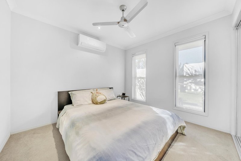 Photo - 26 Newman Drive, Emerald QLD 4720 - Image 17
