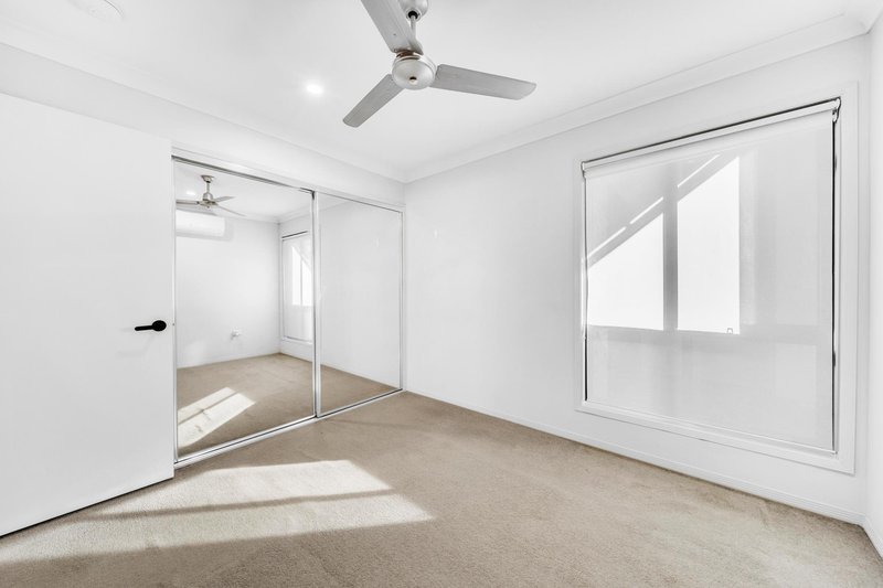 Photo - 26 Newman Drive, Emerald QLD 4720 - Image 19