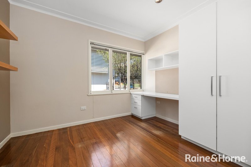 Photo - 26 Nindethana Street, Indooroopilly QLD 4068 - Image 13