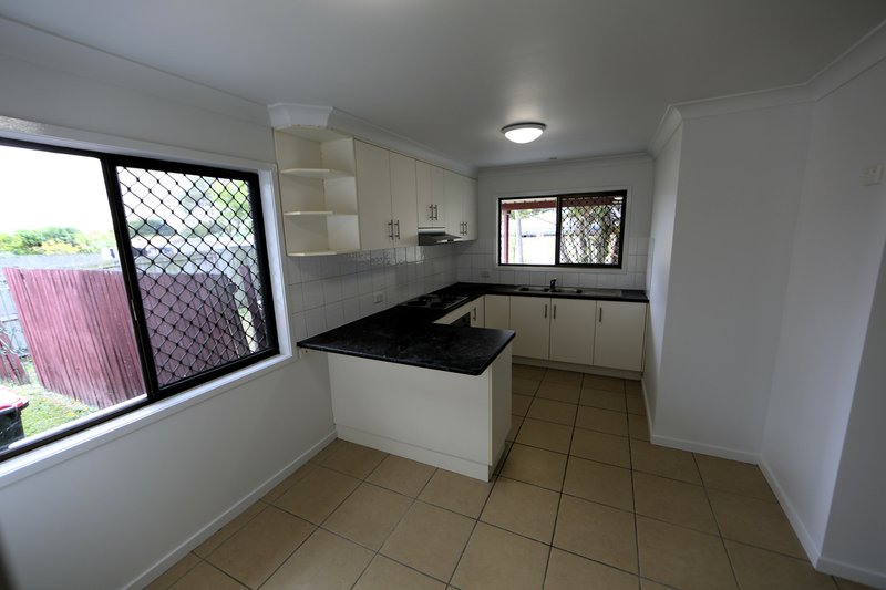 Photo - 26 Nursery Ave , Runcorn QLD 4113 - Image 3