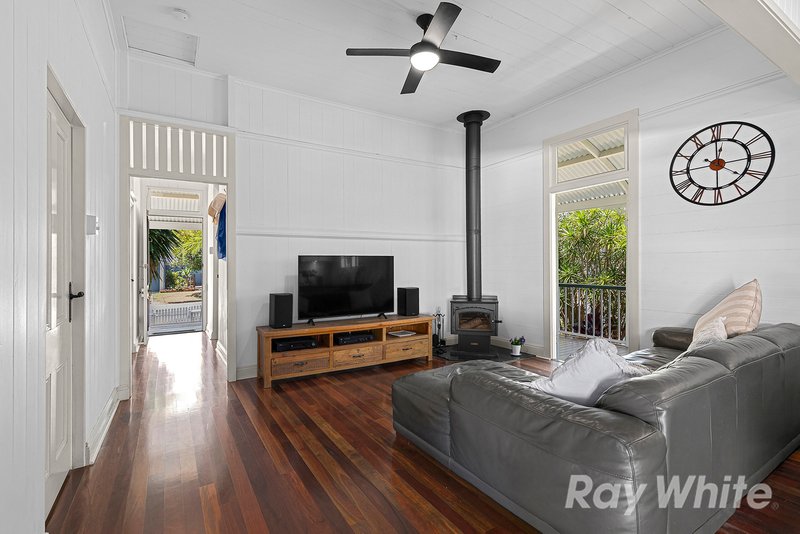 Photo - 26 Oakmere Street, Nudgee QLD 4014 - Image 8