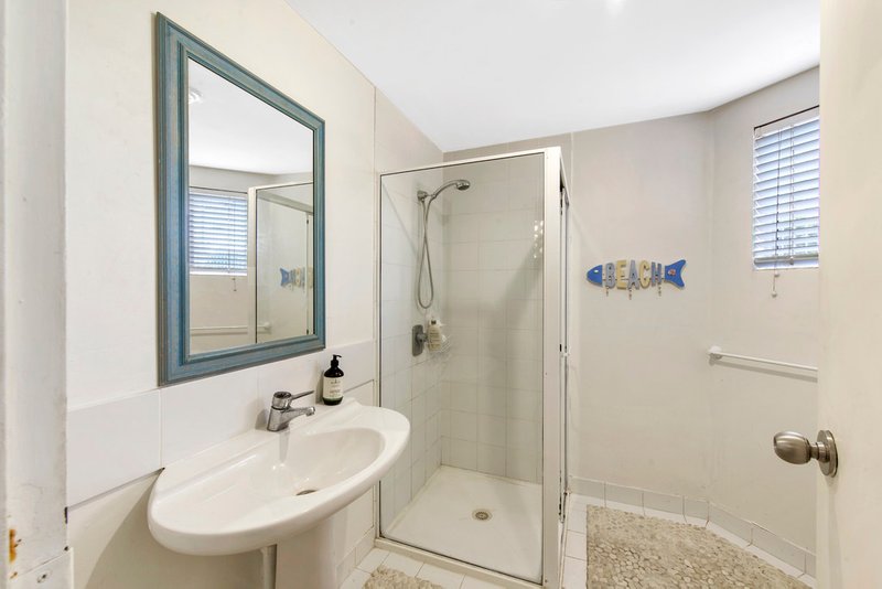 Photo - 26 Old Burleigh Road, Surfers Paradise QLD 4217 - Image 22