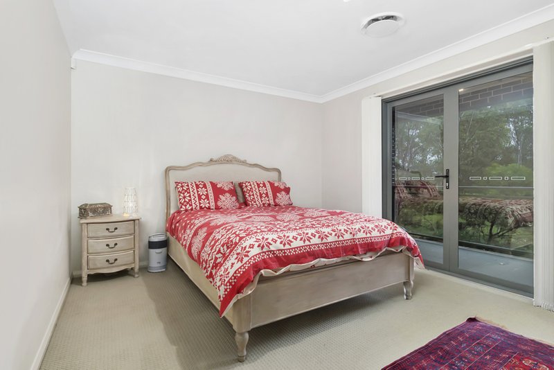 Photo - 26 Onslow Gardens, Middleton Grange NSW 2171 - Image 6