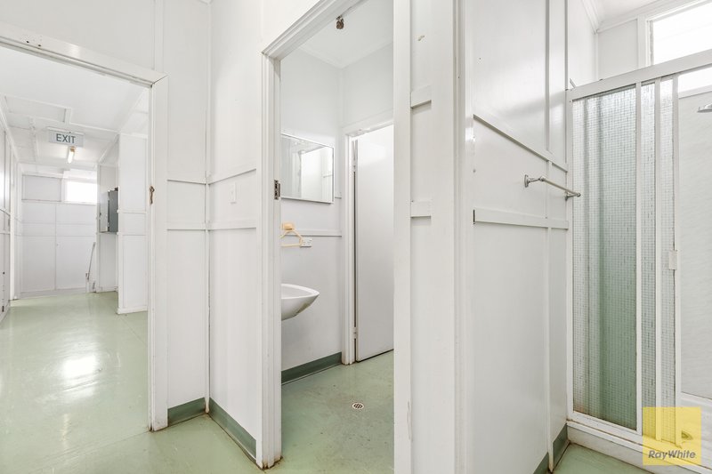 Photo - 26 Opal Street, Emerald QLD 4720 - Image 11
