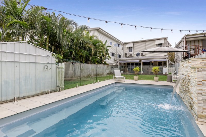 Photo - 26 O'Quinn Street, Nudgee Beach QLD 4014 - Image 12